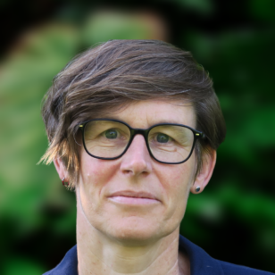 Nadia Lehnhard (sie/elle/lei)