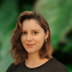  Lola Favre (sie/elle/lei)