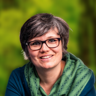 Annelies Steiner (sie/elle/lei)